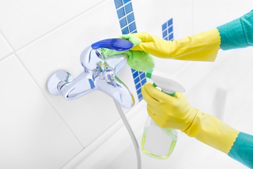 Detailed post-construction cleaning in an Edgware property